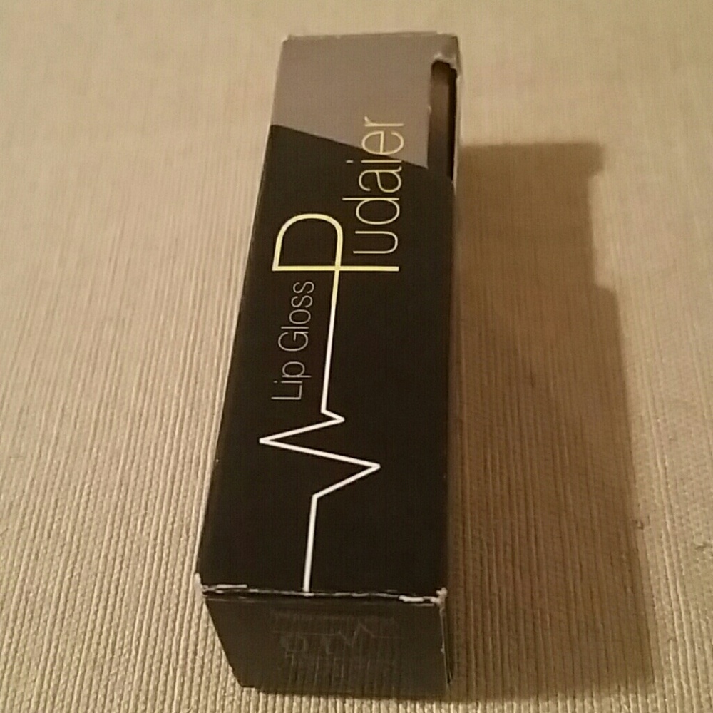 NWOT Pudaier nude matte lip gloss/lip plumper